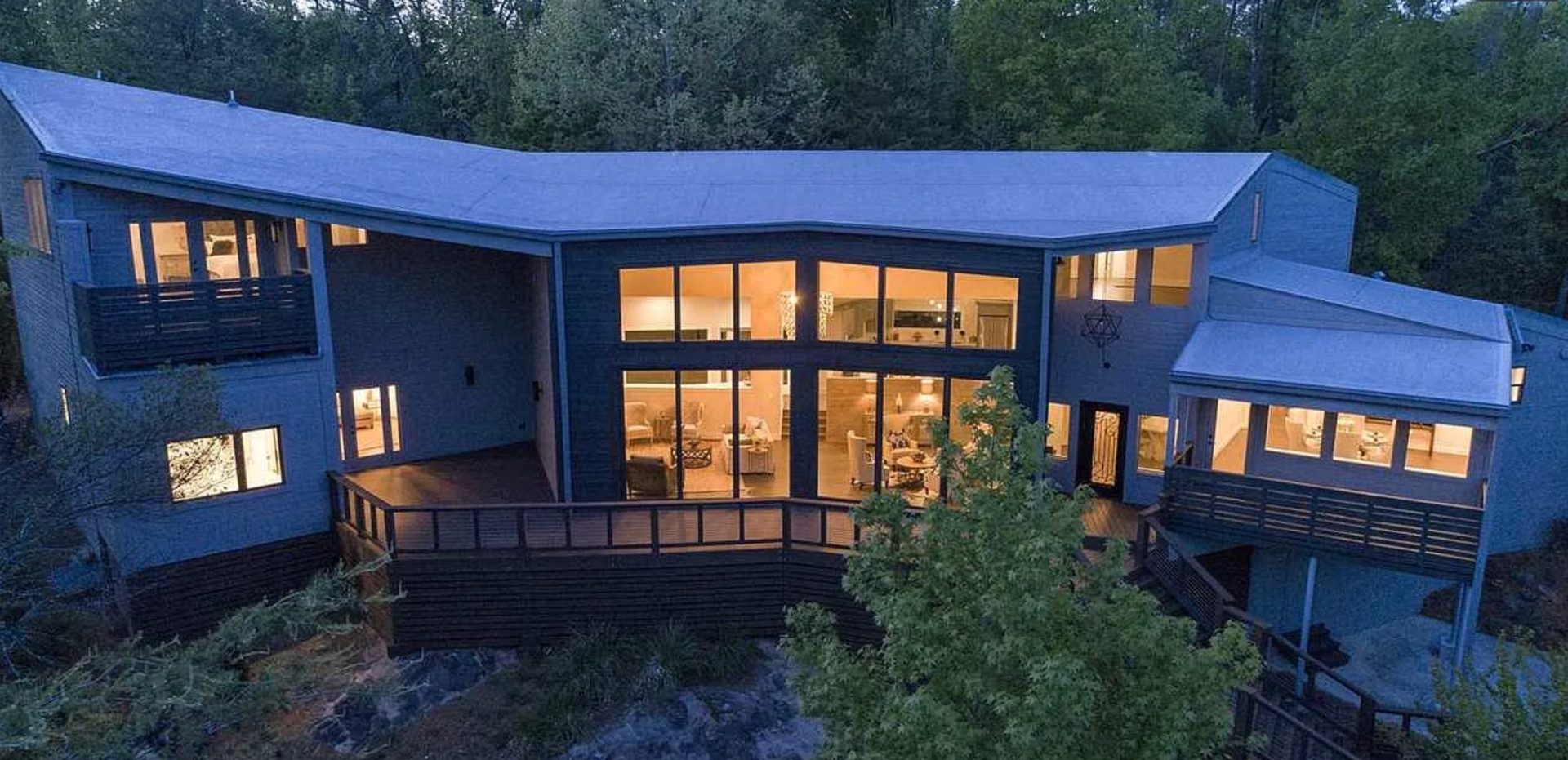 412 Vesclub Place Listing
